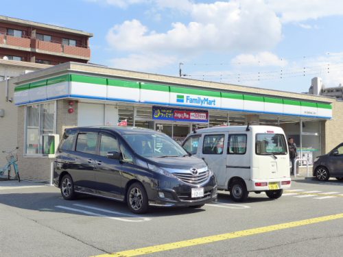 FamilyMart(周辺)